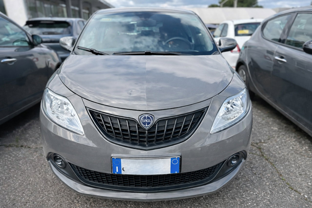 https://cdn-vs.caraffinity.it/02e08dd6d1f249bdb6b388a86745746e.jpg