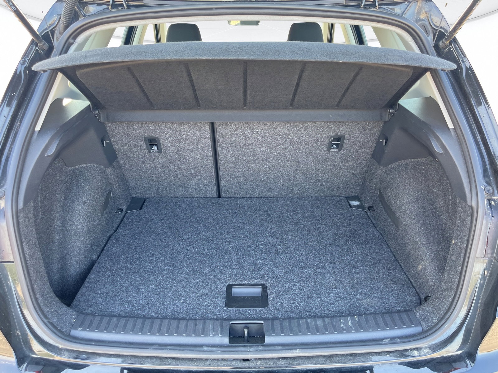 https://cdn-vs.caraffinity.it/03102f6eb40241319bb893edabe3403b.jpg