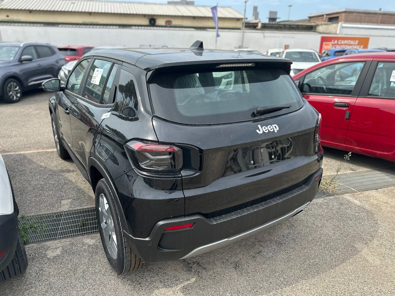 https://cdn-vs.caraffinity.it/064aa268677a4e1480439e84ad92cc4f.jpg