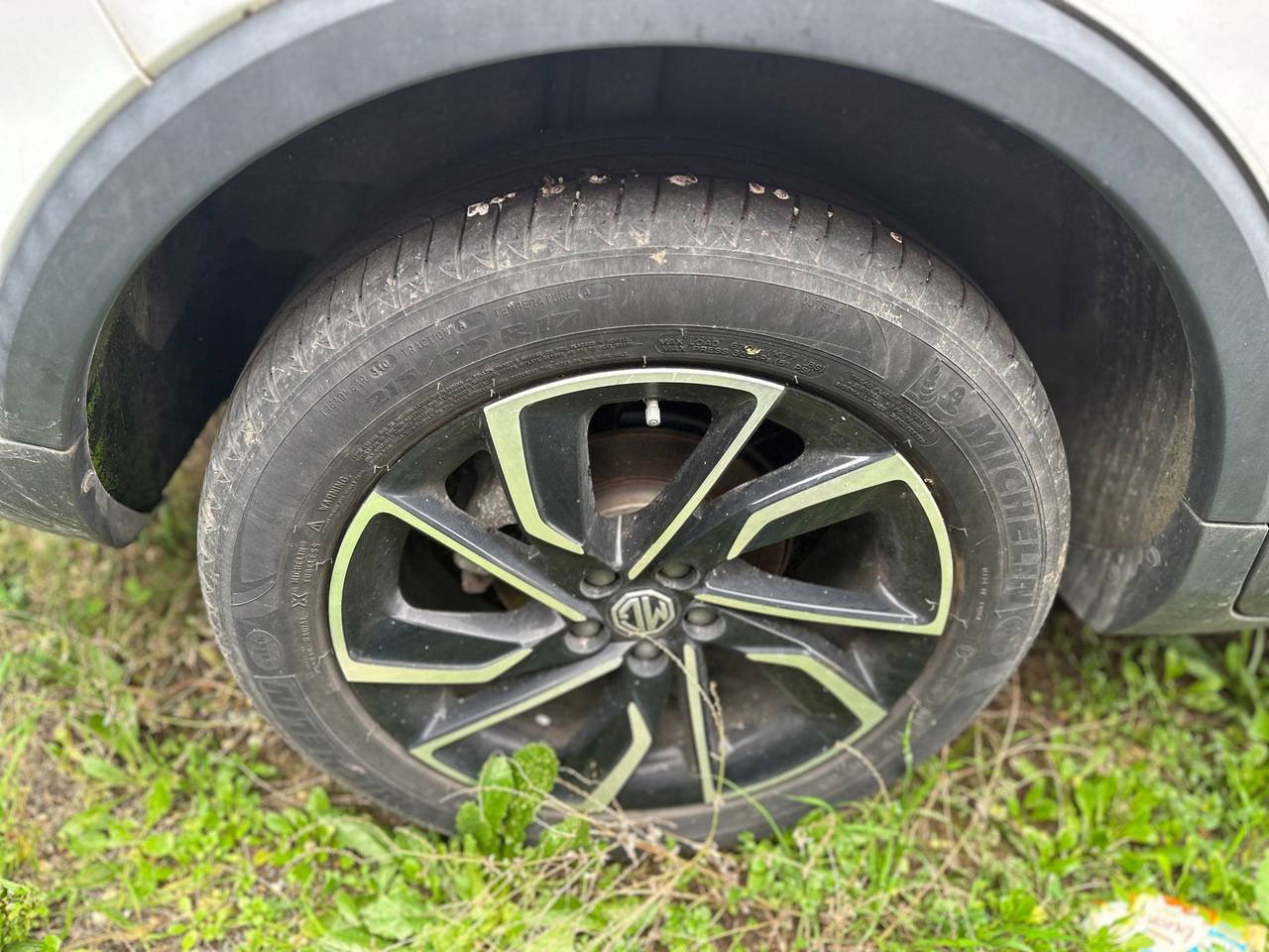 https://cdn-vs.caraffinity.it/158f99e6d655490dafe0678982df4d81_orig.jpg