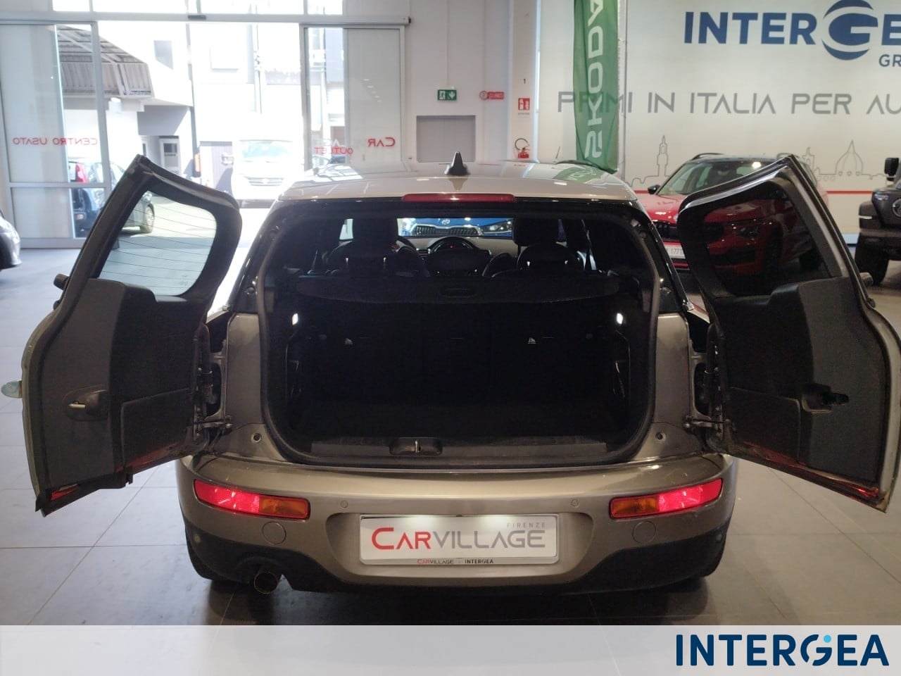 https://cdn-vs.caraffinity.it/5f2c5d6e9987402c9c938fa56b9113a1_orig.jpg
