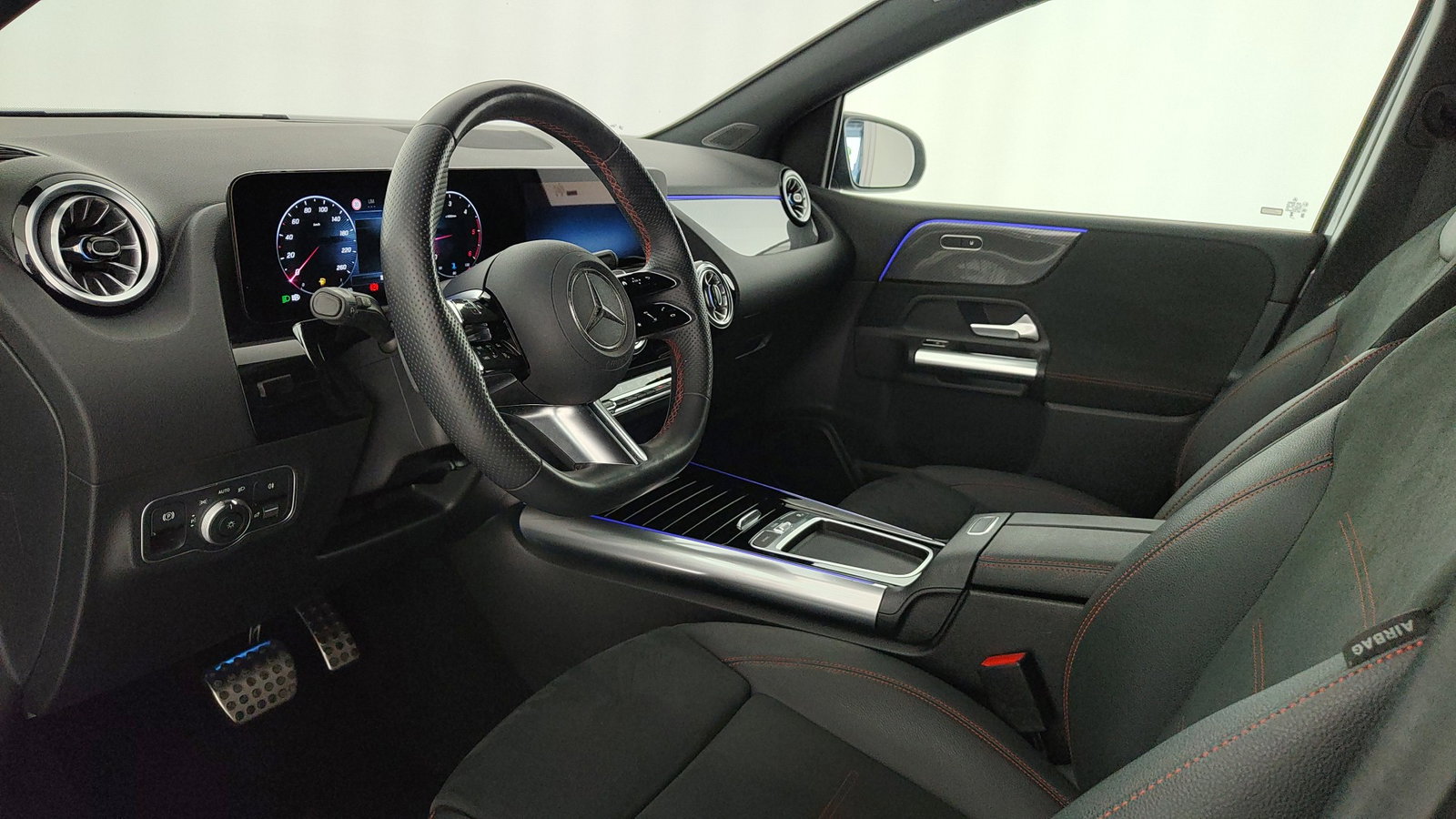 https://cdn-vs.caraffinity.it/6b8ec030efe045c39caa8addd90cbfd3.jpg