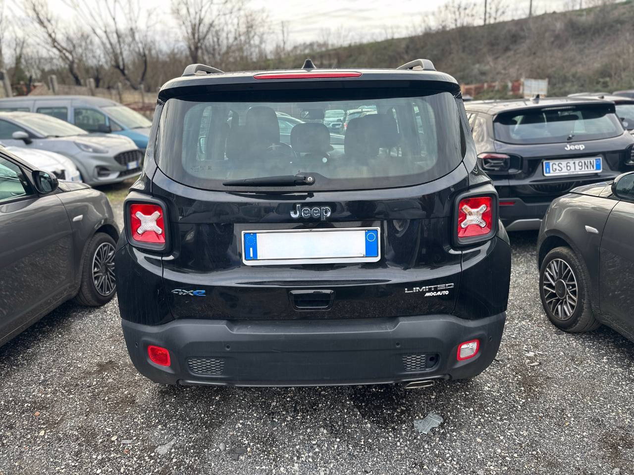 https://cdn-vs.caraffinity.it/74c5d48c07134e47b07a5151d4e410b0_orig.jpg