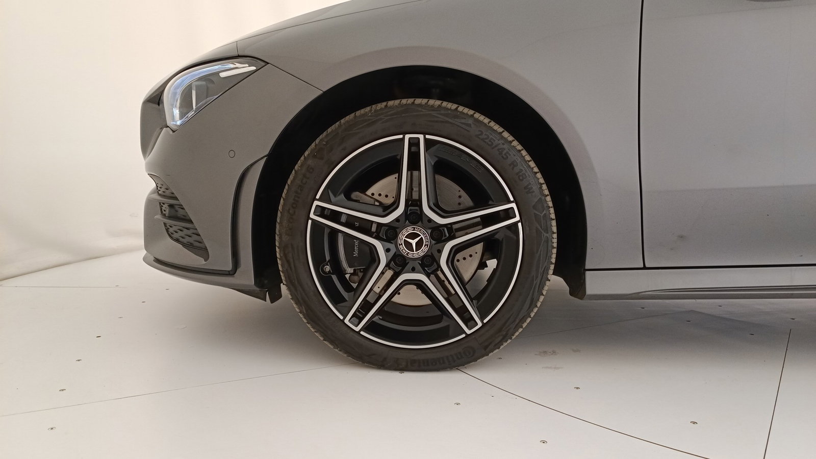 https://cdn-vs.caraffinity.it/7dd10b143c8e40908b34075d848f07ee.jpg