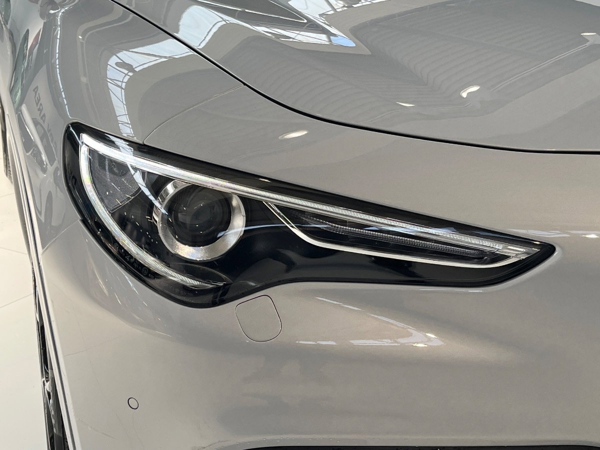 https://cdn-vs.caraffinity.it/8bbcdef412ff480e8da919805f155aca_orig.jpg