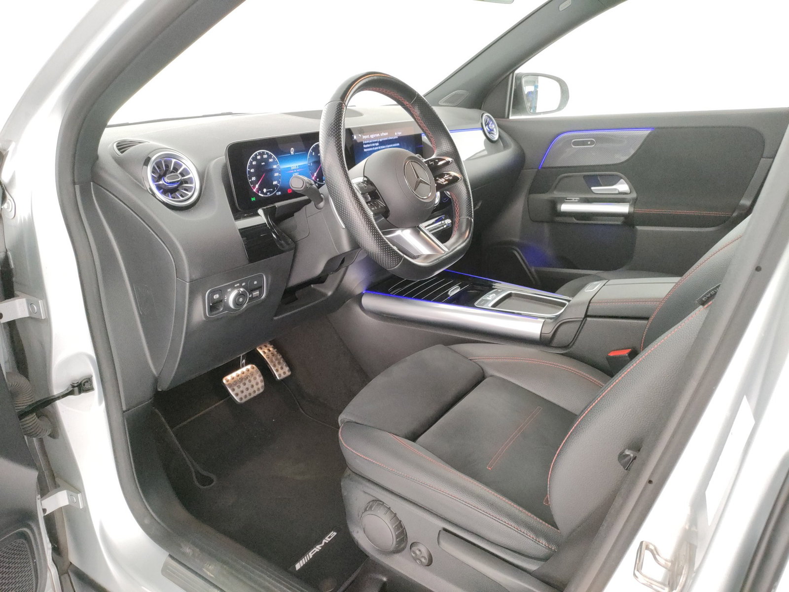 https://cdn-vs.caraffinity.it/8db297a5257f4895a52d007f3f1527e5.jpg