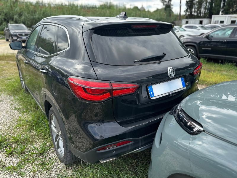 https://cdn-vs.caraffinity.it/988efd1270be459bb1513f2608735754.jpg