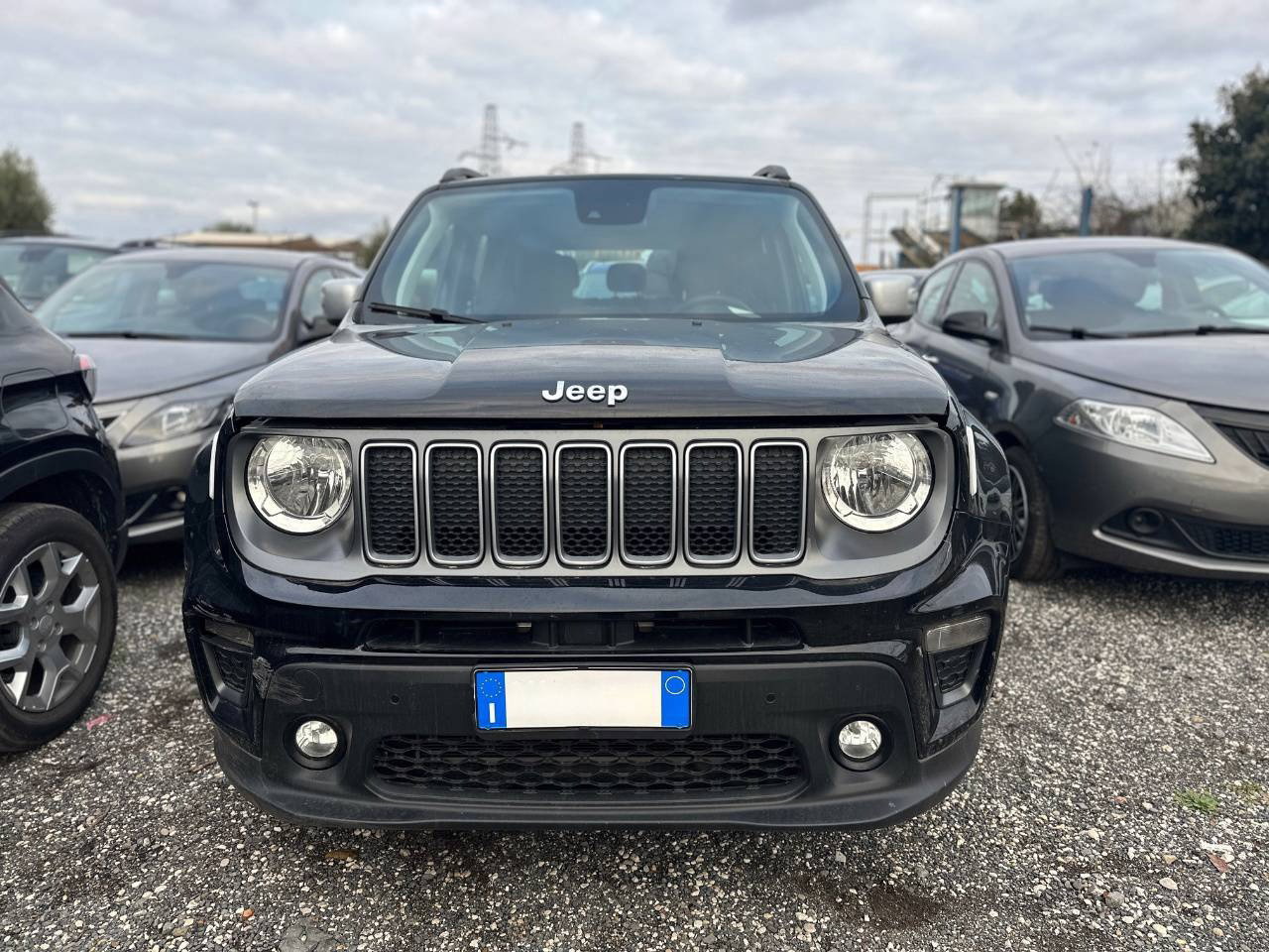 https://cdn-vs.caraffinity.it/b8547395ff15417bbe27a4849821a26f_orig.jpg