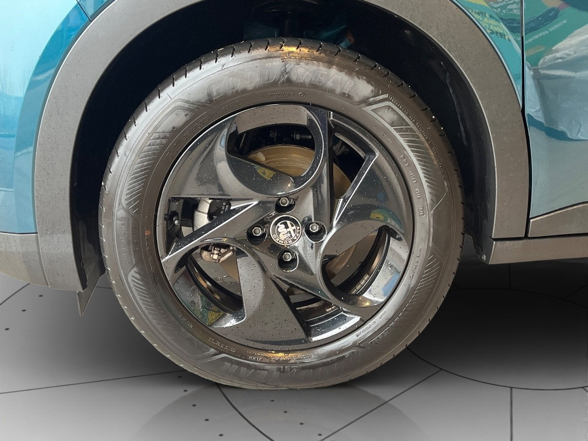 https://cdn-vs.caraffinity.it/bce67fa52ef44a69806a3cb78286684d.jpg