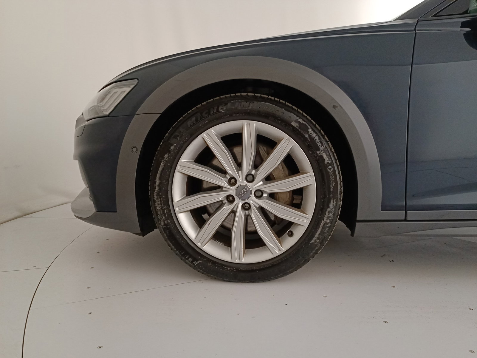 https://cdn-vs.caraffinity.it/c44873134630482bb02be0bea4ff74a5.jpg
