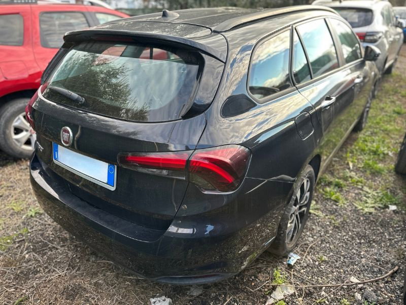 https://cdn-vs.caraffinity.it/e8e362567998404abc0e96e31b2c2d8a.jpg