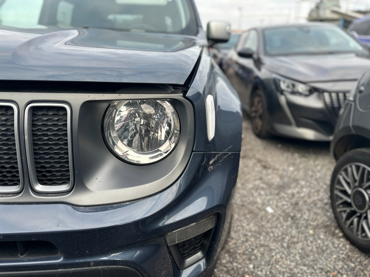 https://cdn-vs.caraffinity.it/f3bb27559a864be6b84a51793ef742ab.jpg